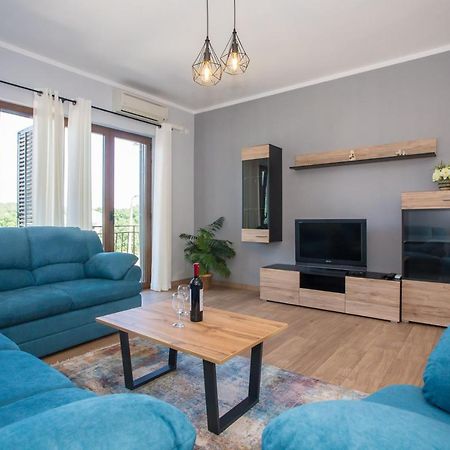 Apartment Anna Пореч Экстерьер фото