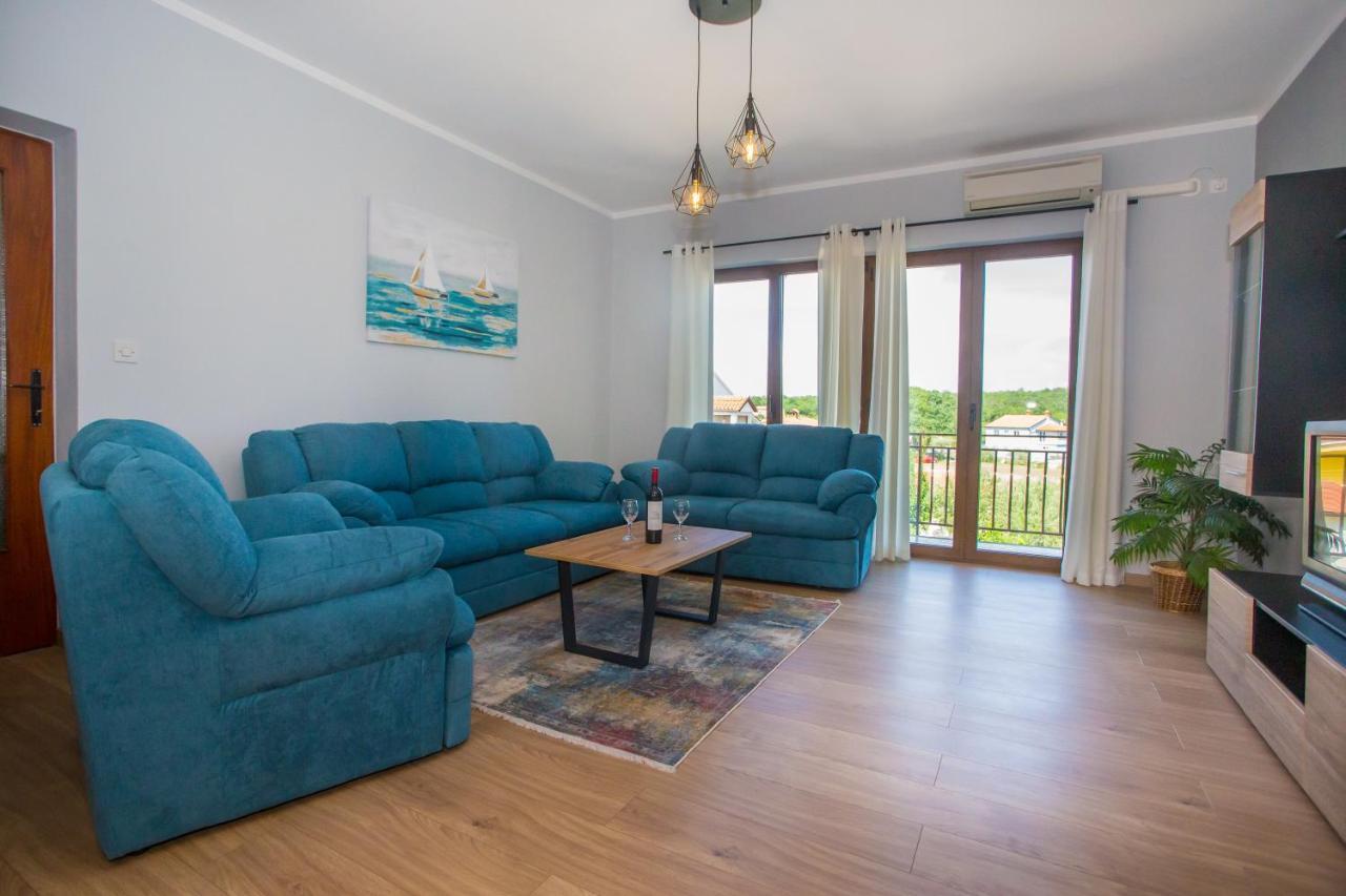 Apartment Anna Пореч Экстерьер фото