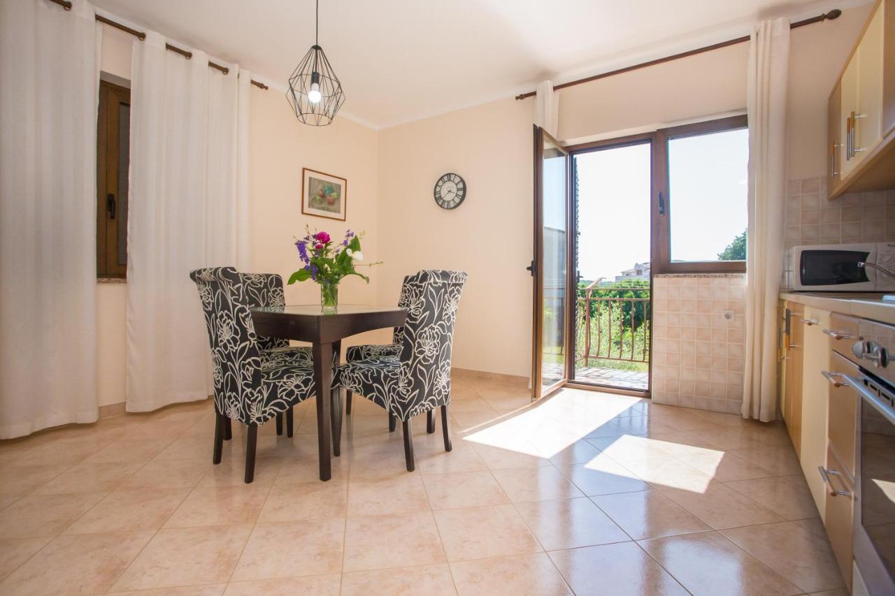 Apartment Anna Пореч Экстерьер фото